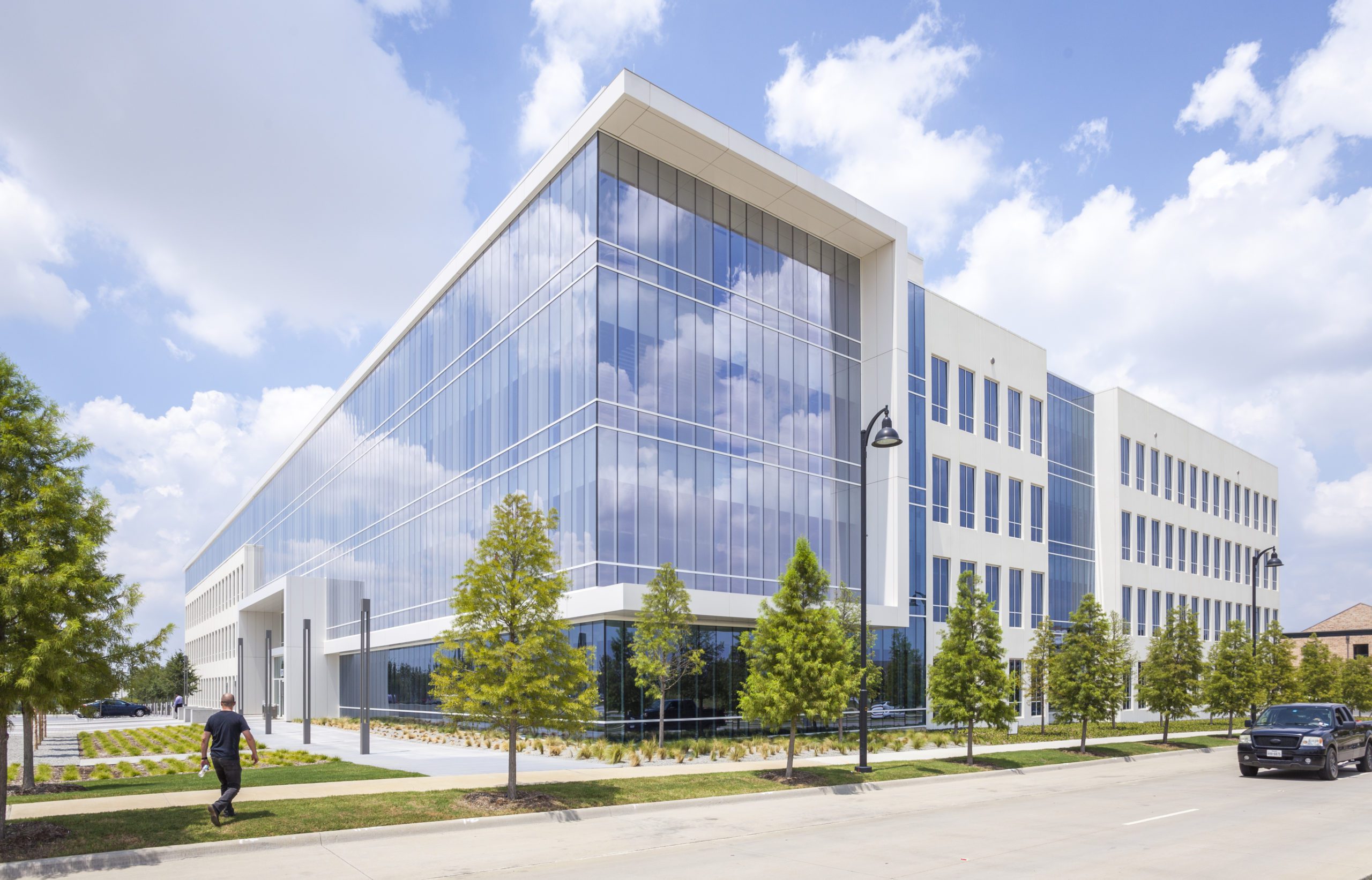 CW Cypress Waters Offices Building Exteriors (11)